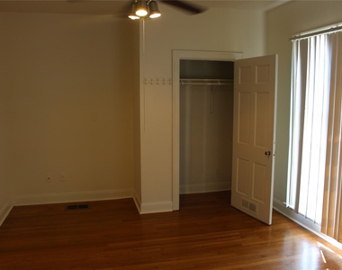 2309 Shoal Creek Blvd - Photo Thumbnail 10