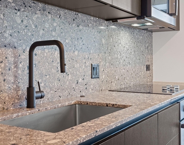 84 East Ave - Photo Thumbnail 3