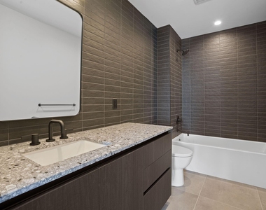 84 East Ave - Photo Thumbnail 11