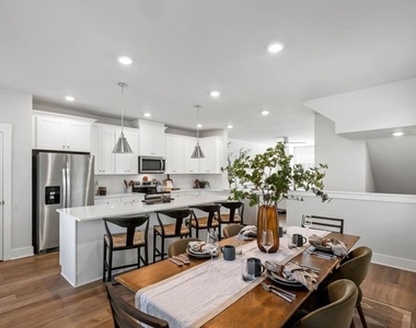 1575 Cedars Road Se - Photo Thumbnail 16