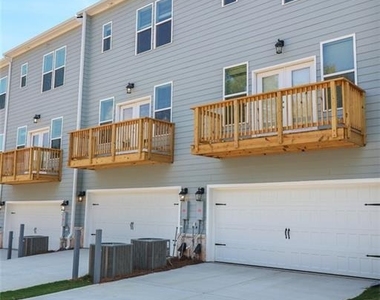 1575 Cedars Road Se - Photo Thumbnail 16