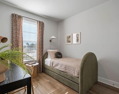 1575 Cedars Road Se - Photo Thumbnail 12