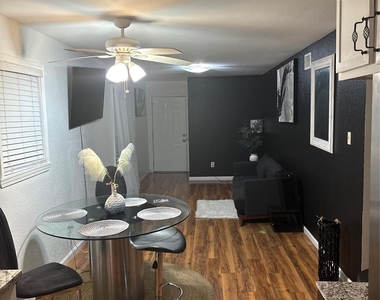 2201 Nettleton - Photo Thumbnail 1