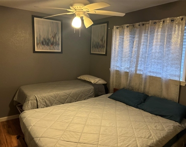 2201 Nettleton - Photo Thumbnail 12