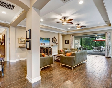 12710 Olde Banyon Boulevard - Photo Thumbnail 8