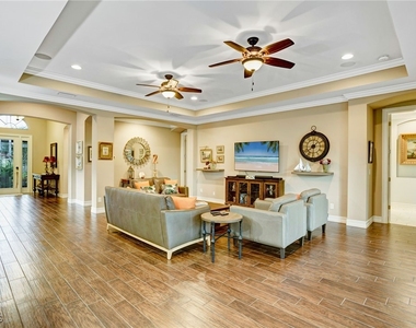 12710 Olde Banyon Boulevard - Photo Thumbnail 27