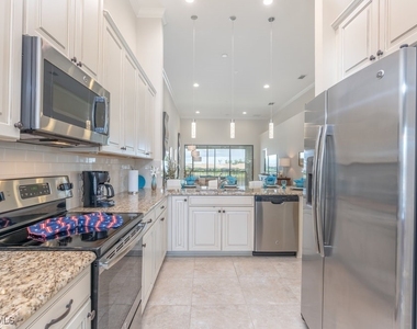 9419 Benvenuto Court - Photo Thumbnail 20