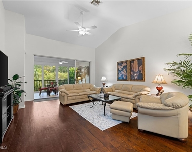 23785 Clear Spring Court - Photo Thumbnail 3