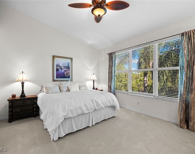 23785 Clear Spring Court - Photo Thumbnail 12