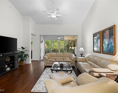 23785 Clear Spring Court - Photo Thumbnail 4
