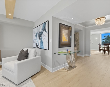 7515 Pelican Bay Boulevard - Photo Thumbnail 6