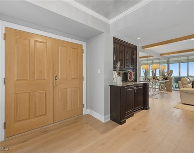 7515 Pelican Bay Boulevard - Photo Thumbnail 2