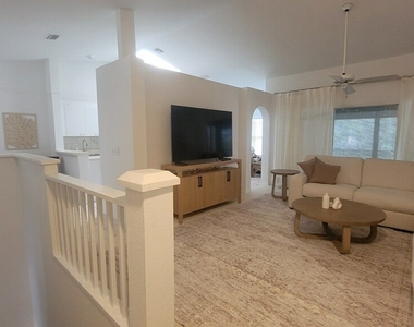 341 Emerald Bay Circle - Photo Thumbnail 3