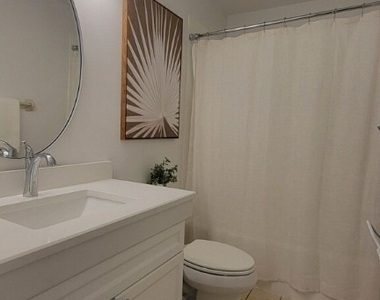 341 Emerald Bay Circle - Photo Thumbnail 11