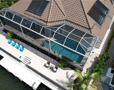 200 Copperfield Court - Photo Thumbnail 11