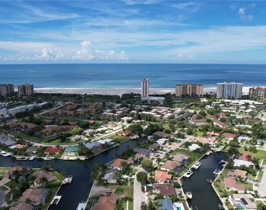 200 Copperfield Court - Photo Thumbnail 15