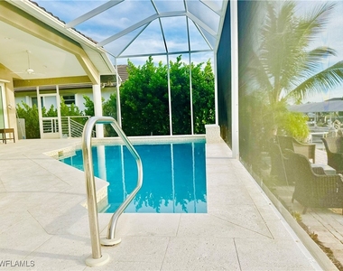 200 Copperfield Court - Photo Thumbnail 5