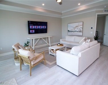 251 Indies Drive E - Photo Thumbnail 16