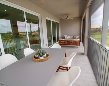 251 Indies Drive E - Photo Thumbnail 37
