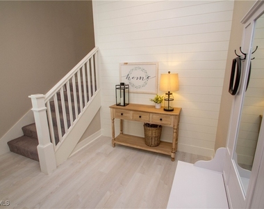 251 Indies Drive E - Photo Thumbnail 3