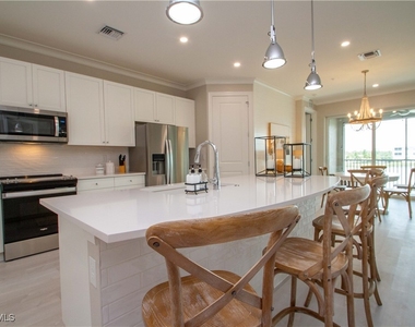 251 Indies Drive E - Photo Thumbnail 9