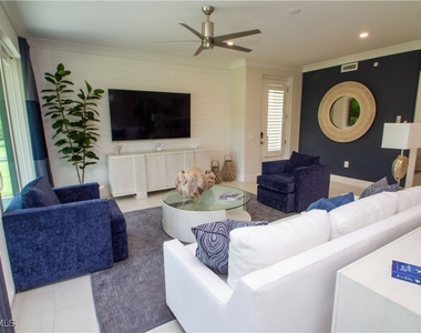 172 Indies Drive E - Photo Thumbnail 3