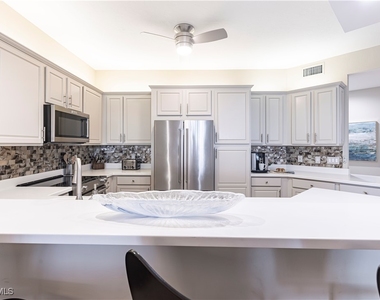 410 Flagship Drive - Photo Thumbnail 5