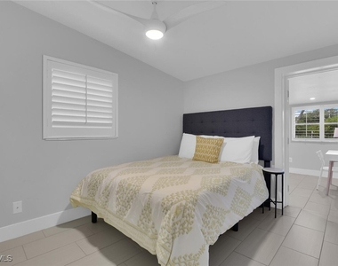 2048 Harbor Lane - Photo Thumbnail 15