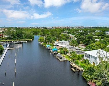 2048 Harbor Lane - Photo Thumbnail 22