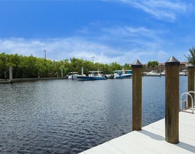 2048 Harbor Lane - Photo Thumbnail 34
