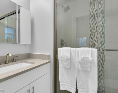 2048 Harbor Lane - Photo Thumbnail 29