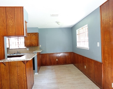 10642 Wolbrook Street - Photo Thumbnail 3