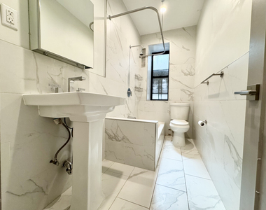 600 West 150th Street - Photo Thumbnail 4