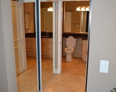 260 E Flamingo Road - Photo Thumbnail 5