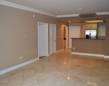 260 E Flamingo Road - Photo Thumbnail 1
