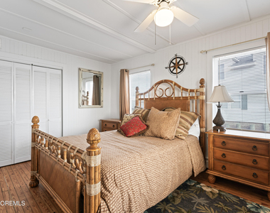 255 Boardwalk - Photo Thumbnail 13