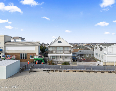 255 Boardwalk - Photo Thumbnail 29