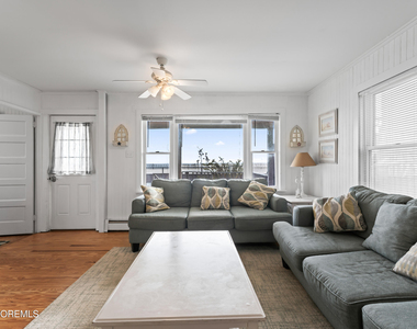 255 Boardwalk - Photo Thumbnail 10