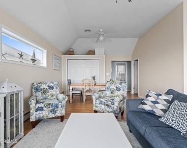 255 Boardwalk - Photo Thumbnail 25
