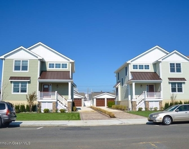 23 Parkway - Photo Thumbnail 58