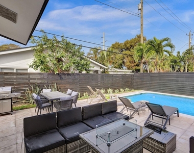 5501 Ne 18th Terrace - Photo Thumbnail 26