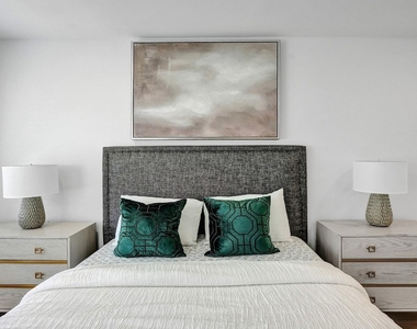 5501 Ne 18th Terrace - Photo Thumbnail 21
