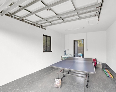 5501 Ne 18th Terrace - Photo Thumbnail 46