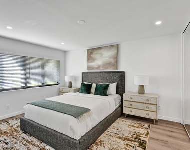 5501 Ne 18th Terrace - Photo Thumbnail 22