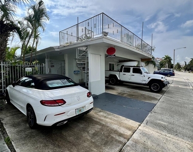2918 N Ocean Blvd - Photo Thumbnail 4