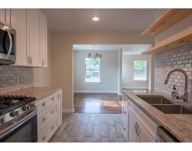 3553 Mission Street - Photo Thumbnail 7