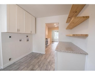 3553 Mission Street - Photo Thumbnail 8