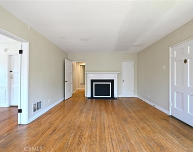 11063 Ohio Avenue - Photo Thumbnail 20