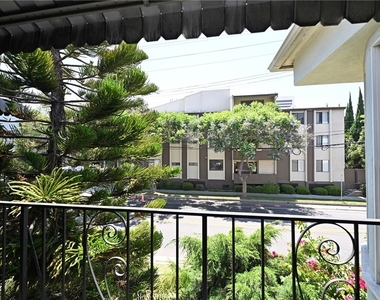 11063 Ohio Avenue - Photo Thumbnail 17
