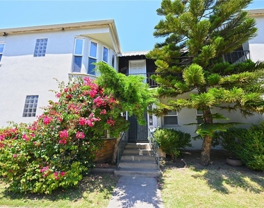 11063 Ohio Avenue - Photo Thumbnail 2